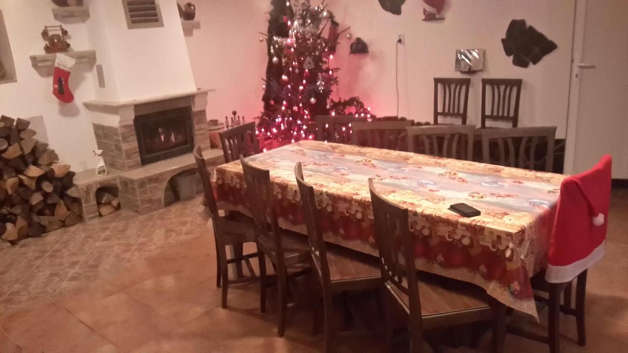 Apartament La Curtea Argeseana Valea Iasului Zewnętrze zdjęcie