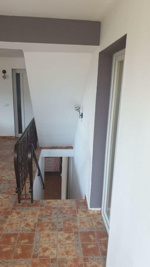 Apartament La Curtea Argeseana Valea Iasului Zewnętrze zdjęcie